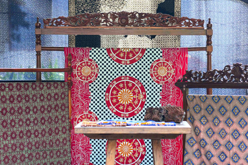 Batik Bujangga Manik Resona Saintek